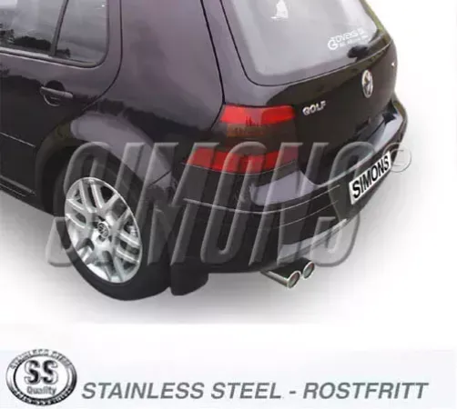 Vista posteriore di una Golf IV nera con impianto di scarico sportivo in acciaio inox Simons, composto da due terminali di 80 mm di diametro ciascuno. In primo piano la scritta "Stainless Steel - Rostfritt".