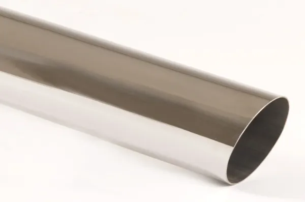 Tubo di scappamento 58 - 76mm rotondo a spigolo vivo smussato in acciaio inox