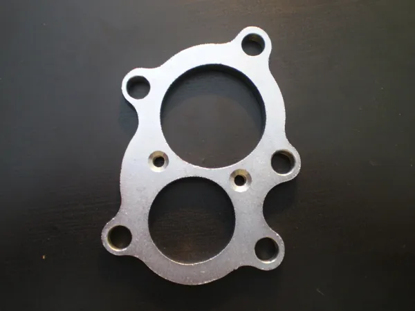 Flangia per downpipe GT2560R, GT28R, GT28RS, GT2871, GT2876R, GT3071R GTR-2871 con 2 fori in acciaio