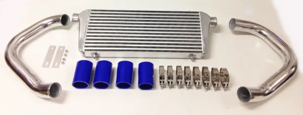 Kit intercooler anteriore per Audi S3 8L, TT 8N 550x230x65mm plug & play