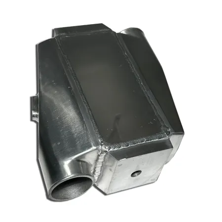 Intercooler raffreddato ad acqua fino a 650hp Connessioni da 76mm raffreddate ad acqua