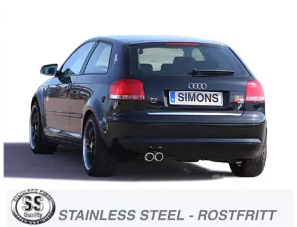 Vista posteriore di un'Audi A3 (8P) nera con sistema di scarico sportivo Simons, composto da due terminali rotondi e lucidi. Targa con l'impronta "Simons". In primo piano un logo con il testo "INOX - ROSTFRITT".