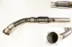 Downpipe in acciaio inox per Golf 4, Audi A3 e TT con omologazione ECE. Il tubo è dotato di un catalizzatore sportivo a 200 celle, un tubo flessibile e due connessioni lambda. L'immagine mostra anche una vista dettagliata delle estremità dei tubi.