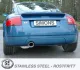 Vista posteriore di un'Audi TT 8N blu con spoiler posteriore. Focus sullo scarico sportivo in acciaio inox Simons con unico terminale rotondo. Targa con scritta "Simons". Logo "Stainless Steel" in basso.
