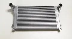 Kit intercooler per Audi A3 8V, Seat Leon 5F, Skoda Octavia, Golf 7 GTI 2.0 TFSI 50mm plug and play